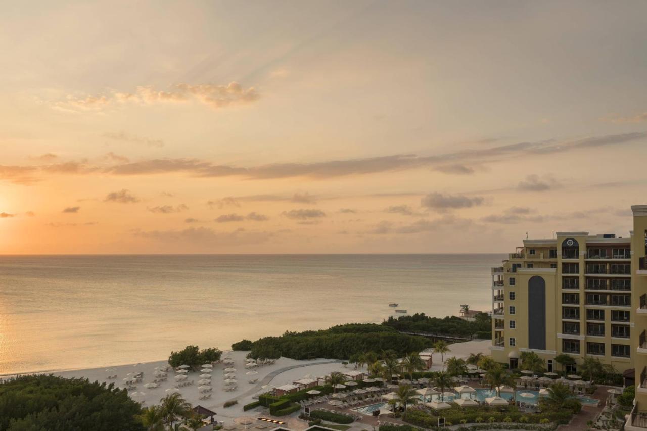 Готель The Ritz-Carlton, Aruba Palm Beach Екстер'єр фото