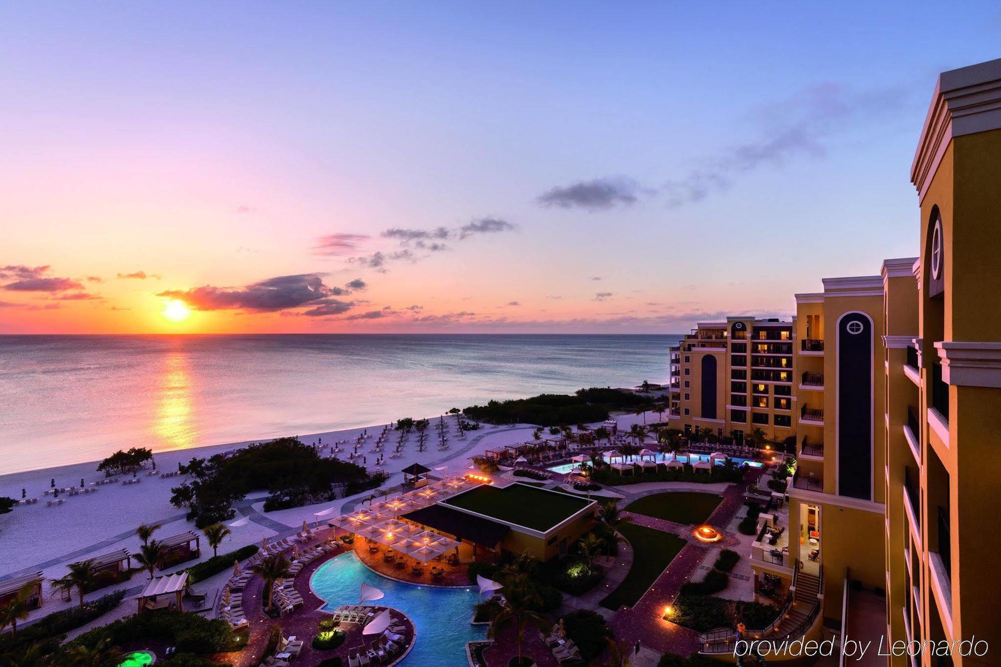Готель The Ritz-Carlton, Aruba Palm Beach Екстер'єр фото